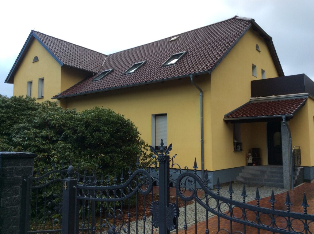 Komplettsanierung Zweifamilienhaus privat